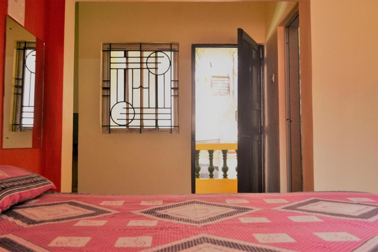 Monte Villa Guest House Candolim Exterior photo