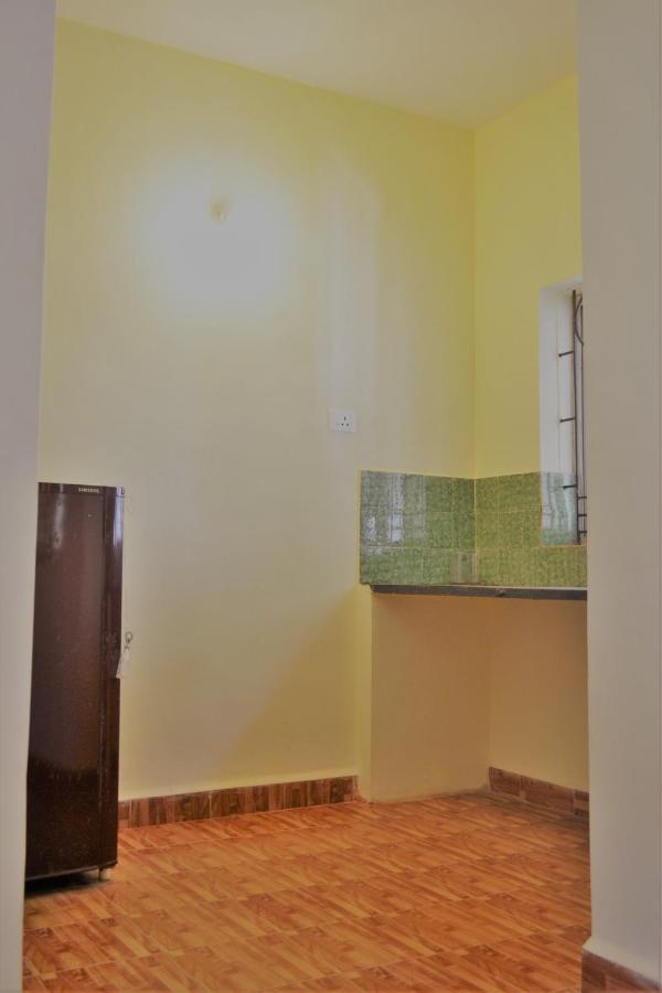 Monte Villa Guest House Candolim Exterior photo